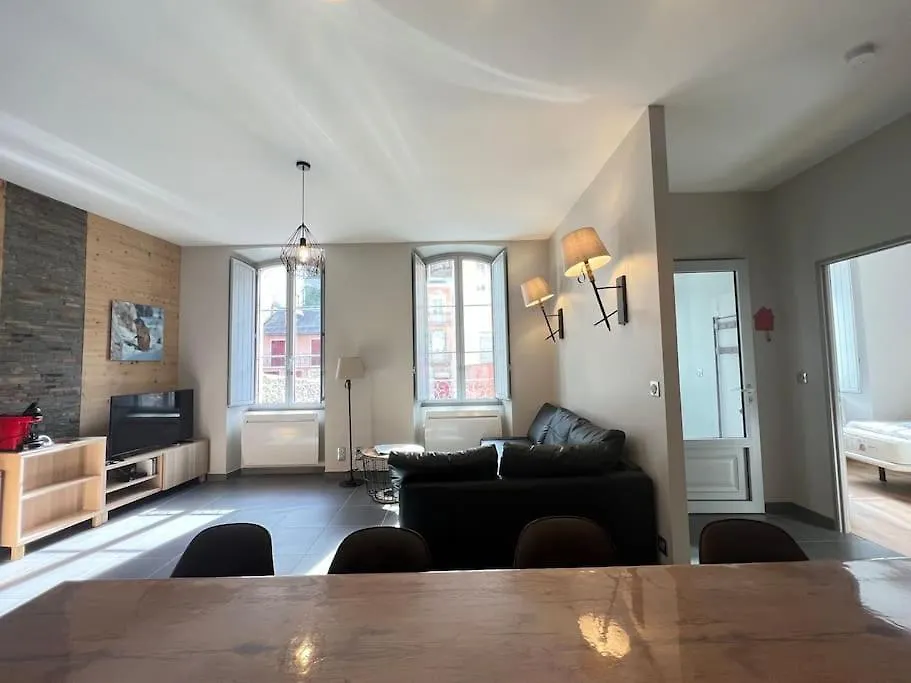 Joli T3 Renove Ds Une Villa 1900 Cauterets Apartment