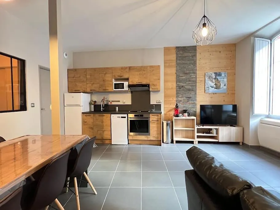 Joli T3 Renove Ds Une Villa 1900 Cauterets 0*,  France